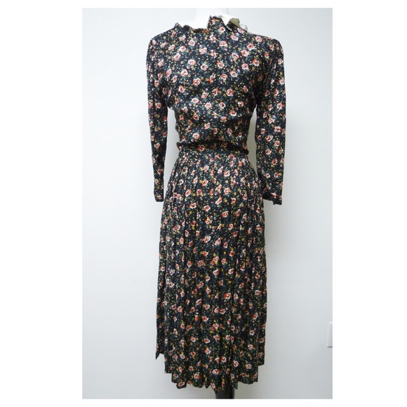 VTG Passports of Pier 1 Imports floral print dress - Picture 6 of 8